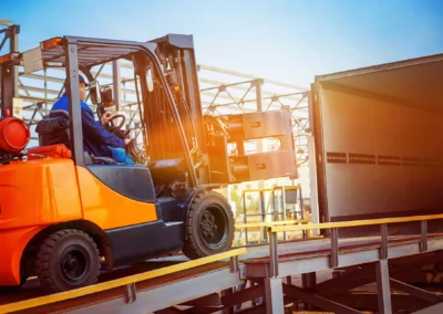 Conduite en sécurité des chariots à conducteur porté avec ou sans CACES® R.489